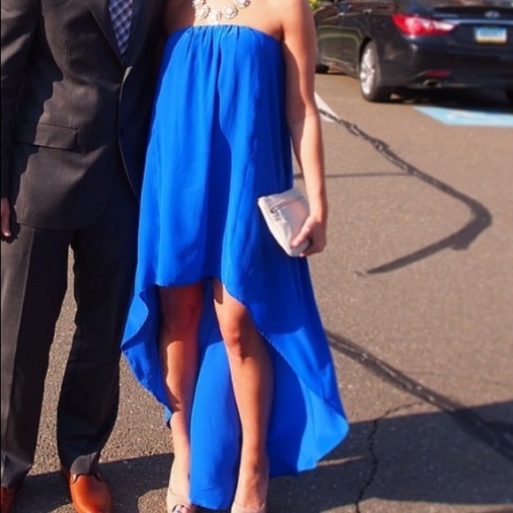 Dresses & Skirts - Strapless royal blue open back dress !